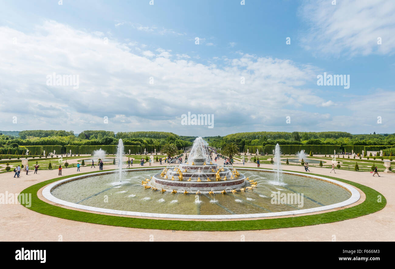 Latona fontana nei giardini di Versailles, palazzo di Versailles, Sito Patrimonio Mondiale dell'UNESCO, Yvelines, regione Ile-de-France Foto Stock