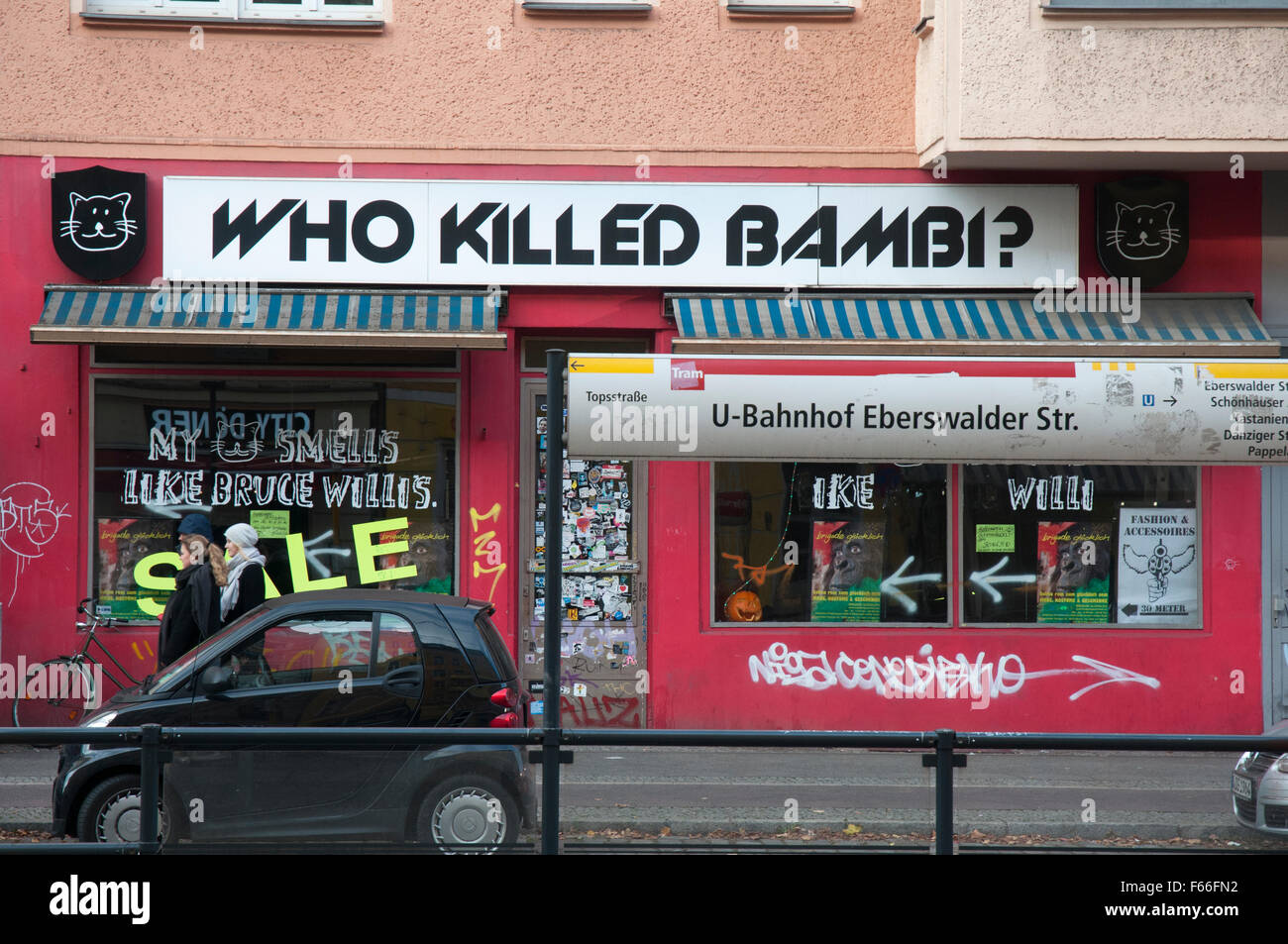 Chi ha ucciso Bambi? Vicino il Mauerpark in Prenzlauer Berg è uno di un gruppo di shabby chic boutique alla moda di Berlino, Germania Foto Stock