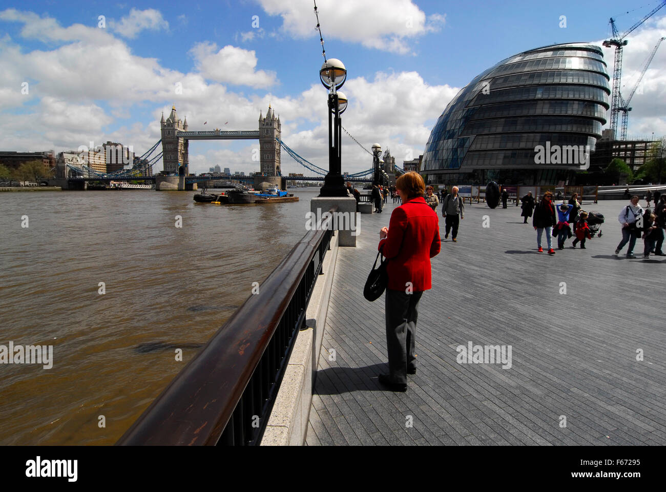 Più Londra Riverside, London, Regno Unito Foto Stock