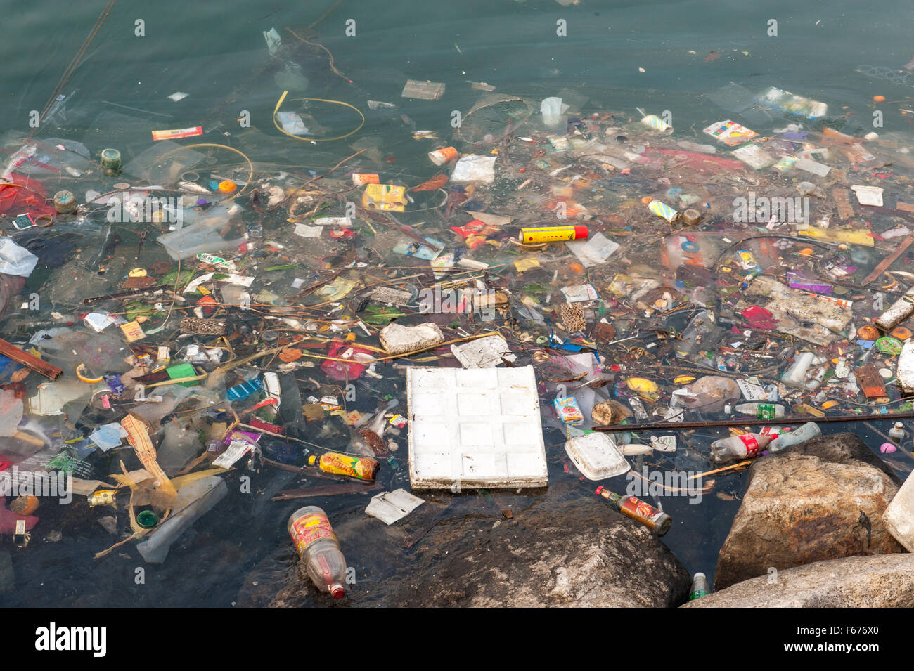 Man made pollution immagini e fotografie stock ad alta risoluzione - Alamy