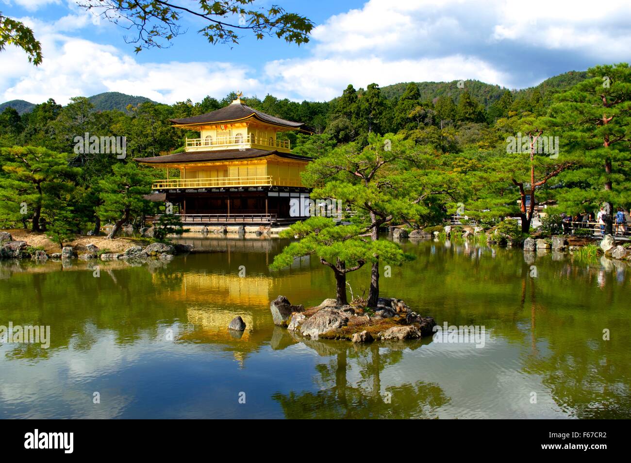 Stock Photo - Kinkakuji Tempio del Padiglione Dorato a Kyoto, Giappone Foto Stock