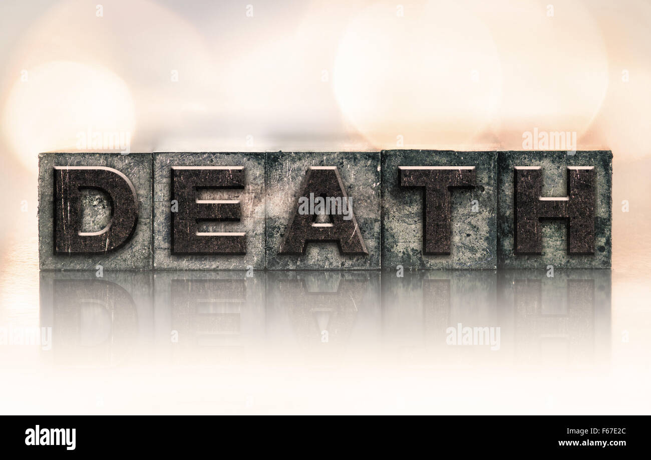 La parola "morte" scritto in inchiostro vintage colorato tipo di stampa in rilievo. Foto Stock