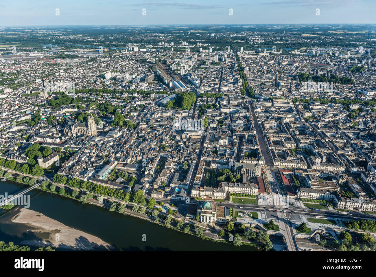 Tours (Francia centrale), Giugno 2013: veduta aerea della città Foto Stock