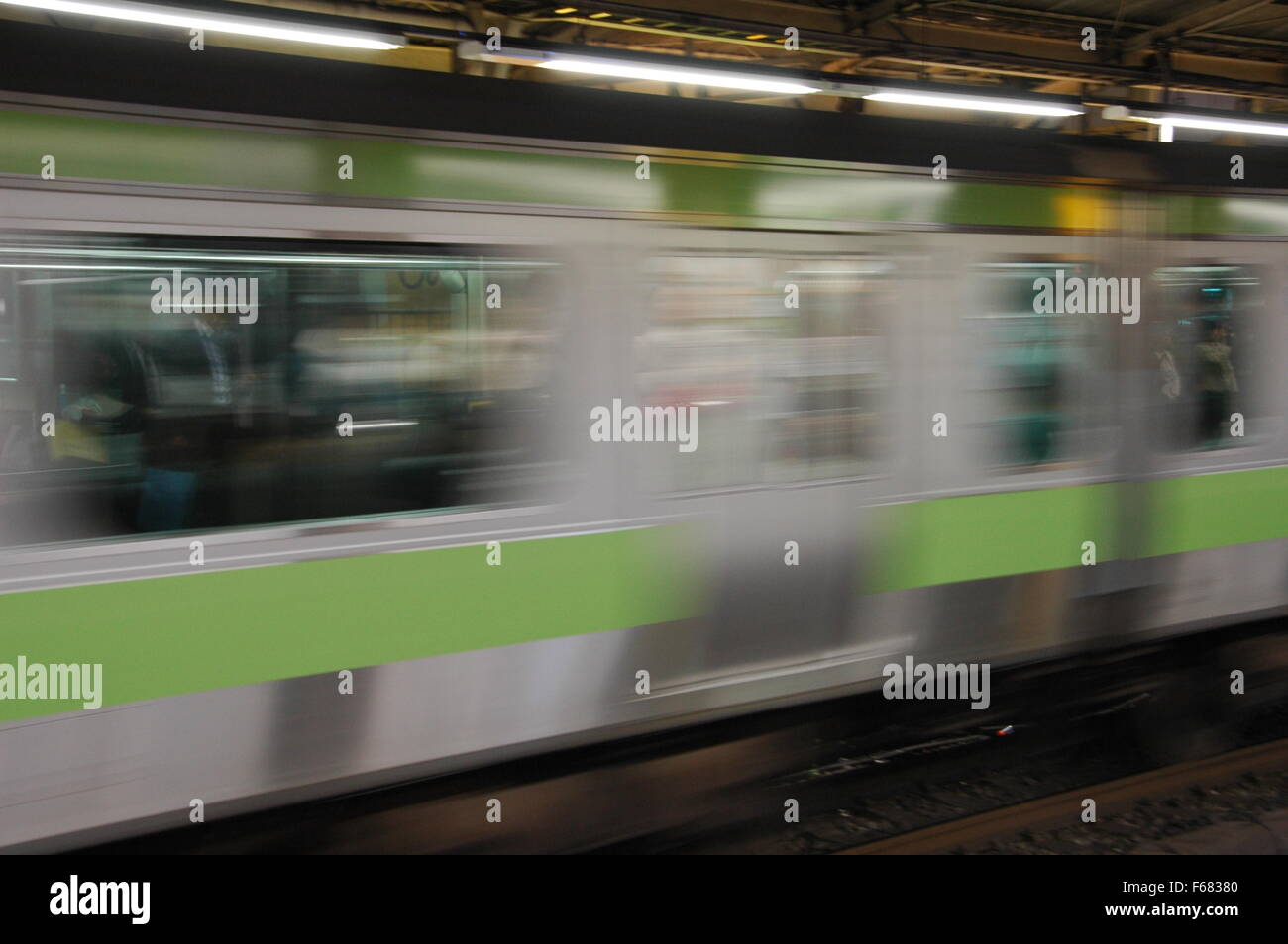 La metropolitana JR Tokyo, Giappone Foto Stock