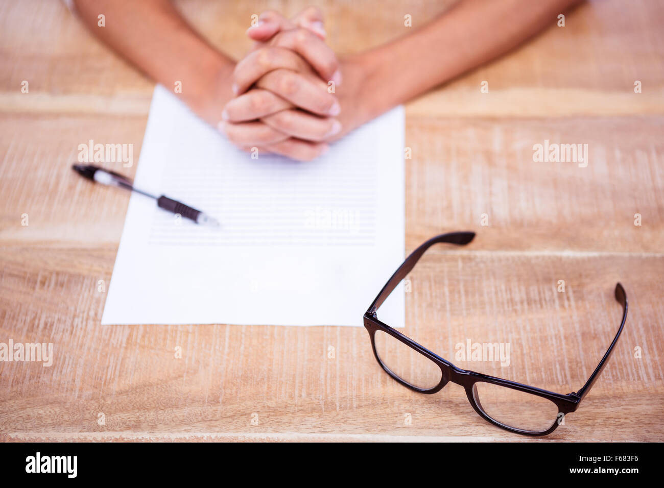 Vista ravvicinata di un pezzo di carta Foto Stock