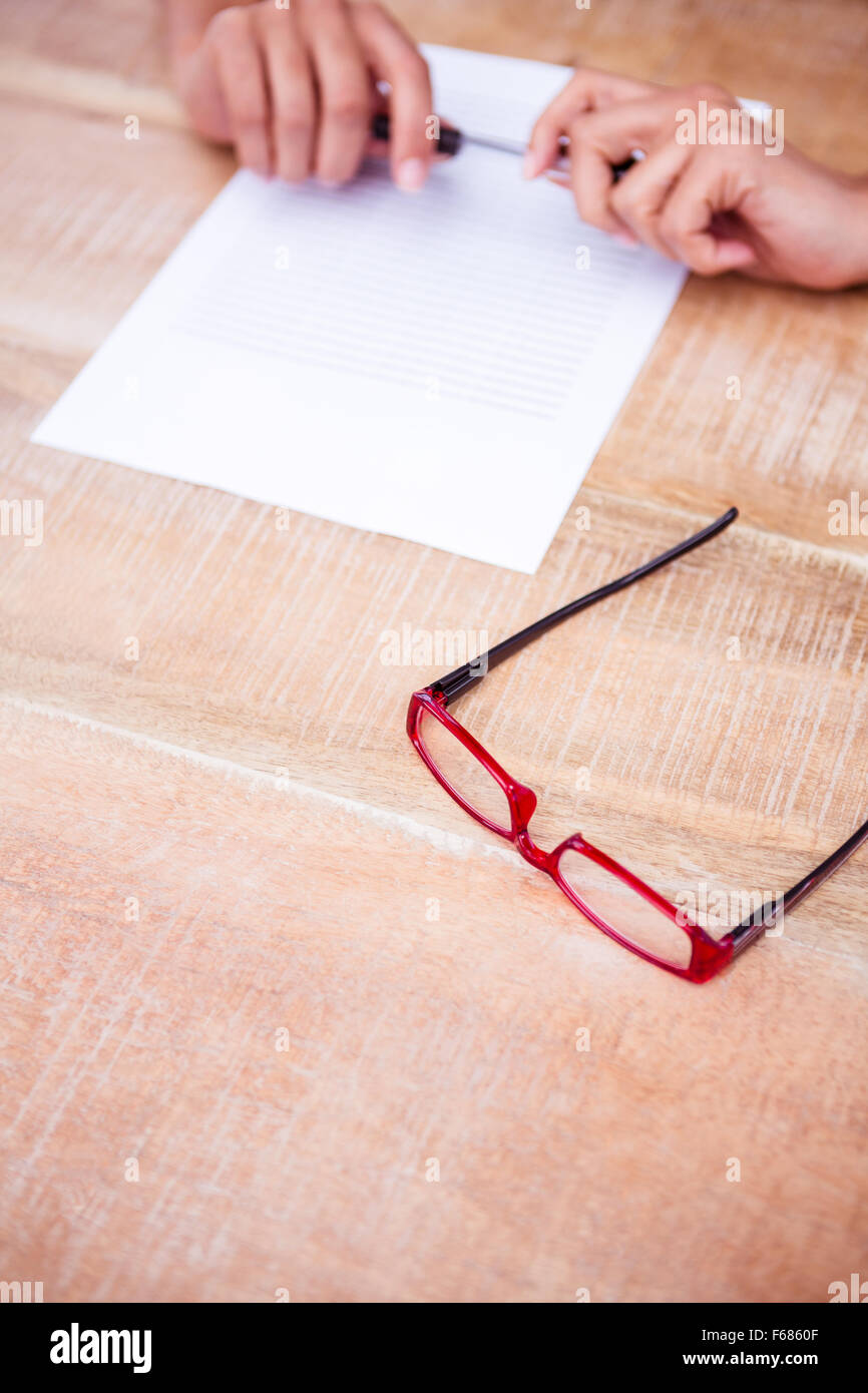 Vista ravvicinata di un pezzo di carta Foto Stock