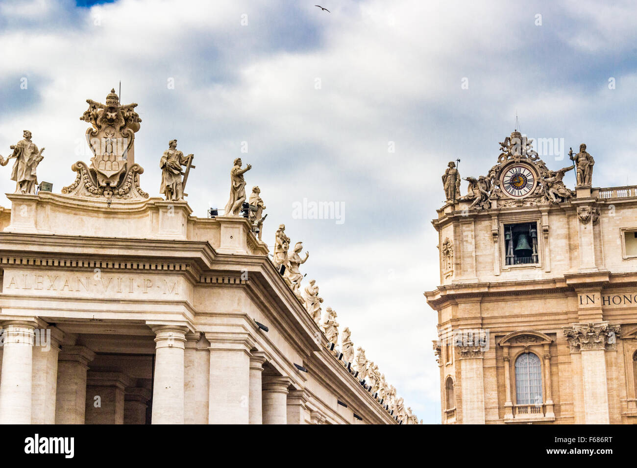 Piazza San Pietro nella Città del Vaticano: ARCHITETTURA Dettagli Foto Stock