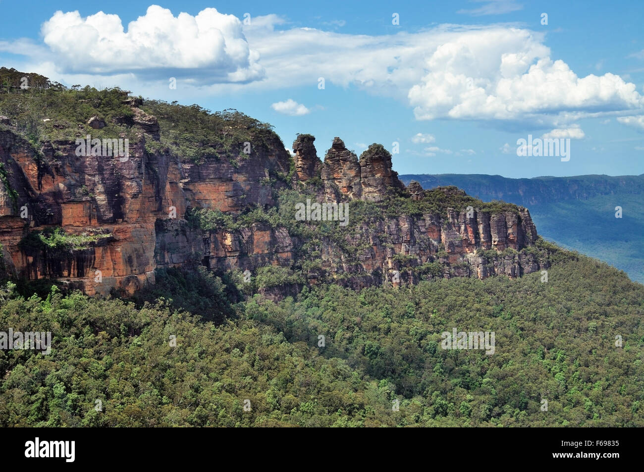 Le tre sorelle nel Parco Nazionale Blue Mountains, NSW, Australia Foto Stock