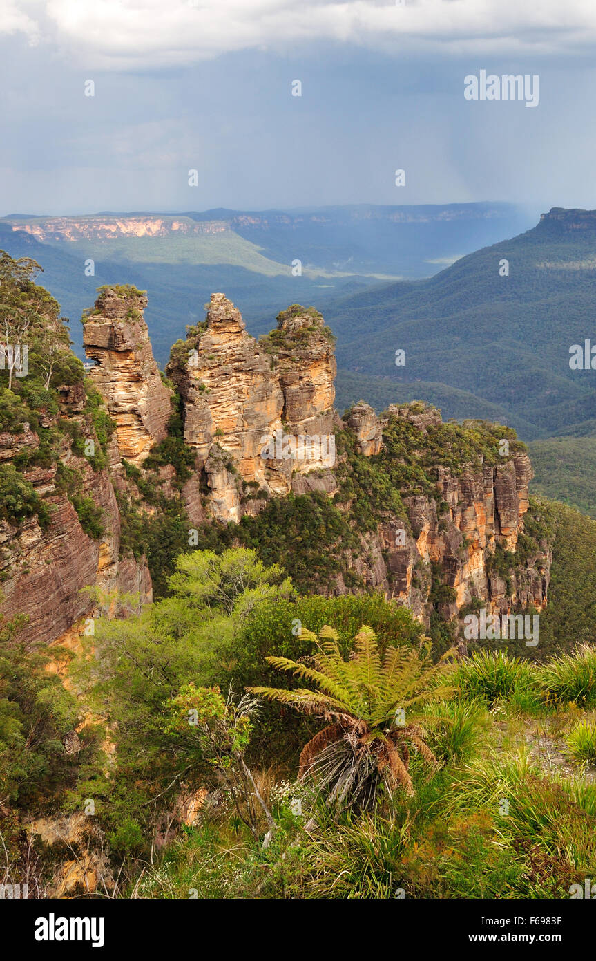 Le tre sorelle nel Parco Nazionale Blue Mountains, NSW, Australia Foto Stock