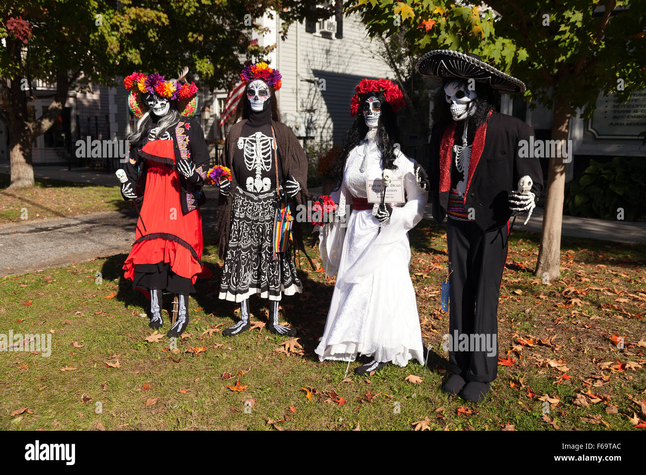 Decorazioni di Halloween e figure, Salisbury Connecticut CT New England, STATI UNITI D'AMERICA Foto Stock