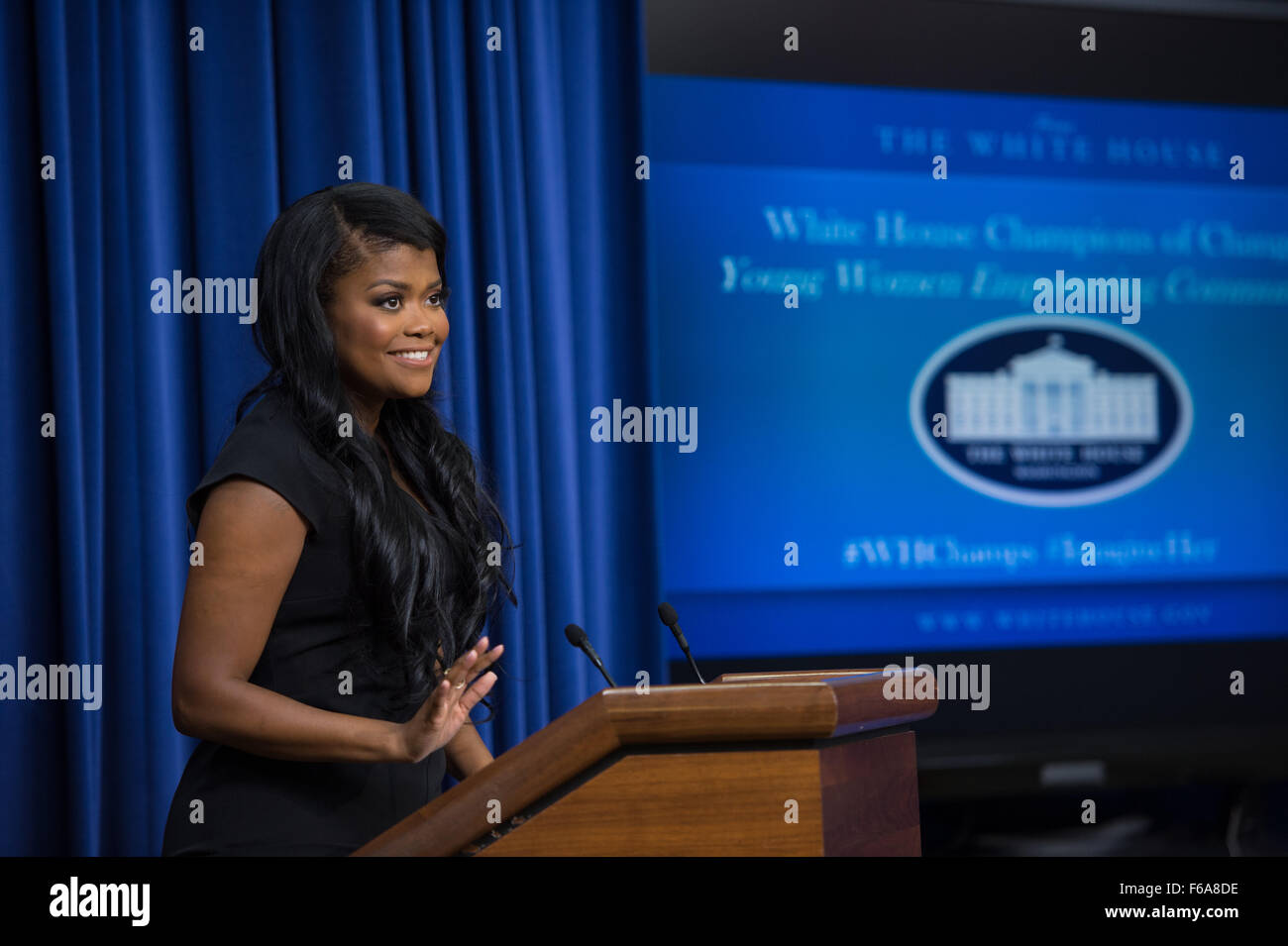 Karen parla civile per le giovani donne che abilita europee: i campioni di eventi di modifica martedì, 15 settembre 2015 a Eisenhower Executive Office Building in Washington, DC. I campioni di cambiare programma è stato creato dalla Casa Bianca a riconoscere "individui facendo cose straordinarie per potenziare e ispirare i membri delle loro comunità.' Photo credit: (NASA/Aubrey Gemignani). Foto Stock