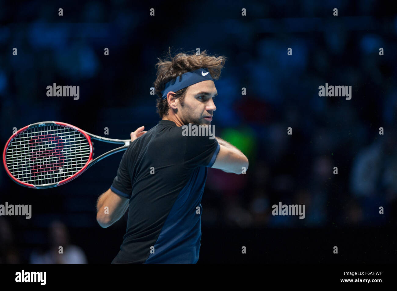 O2 Arena, Londra, Regno Unito. Xv Nov, 2015. Barclays ATP World Tour Finals. Roger Federer (SUI) vs Tomas BERDYCH (CZE) nella seconda singles round robin match. Credito: sportsimages/Alamy Live News Foto Stock