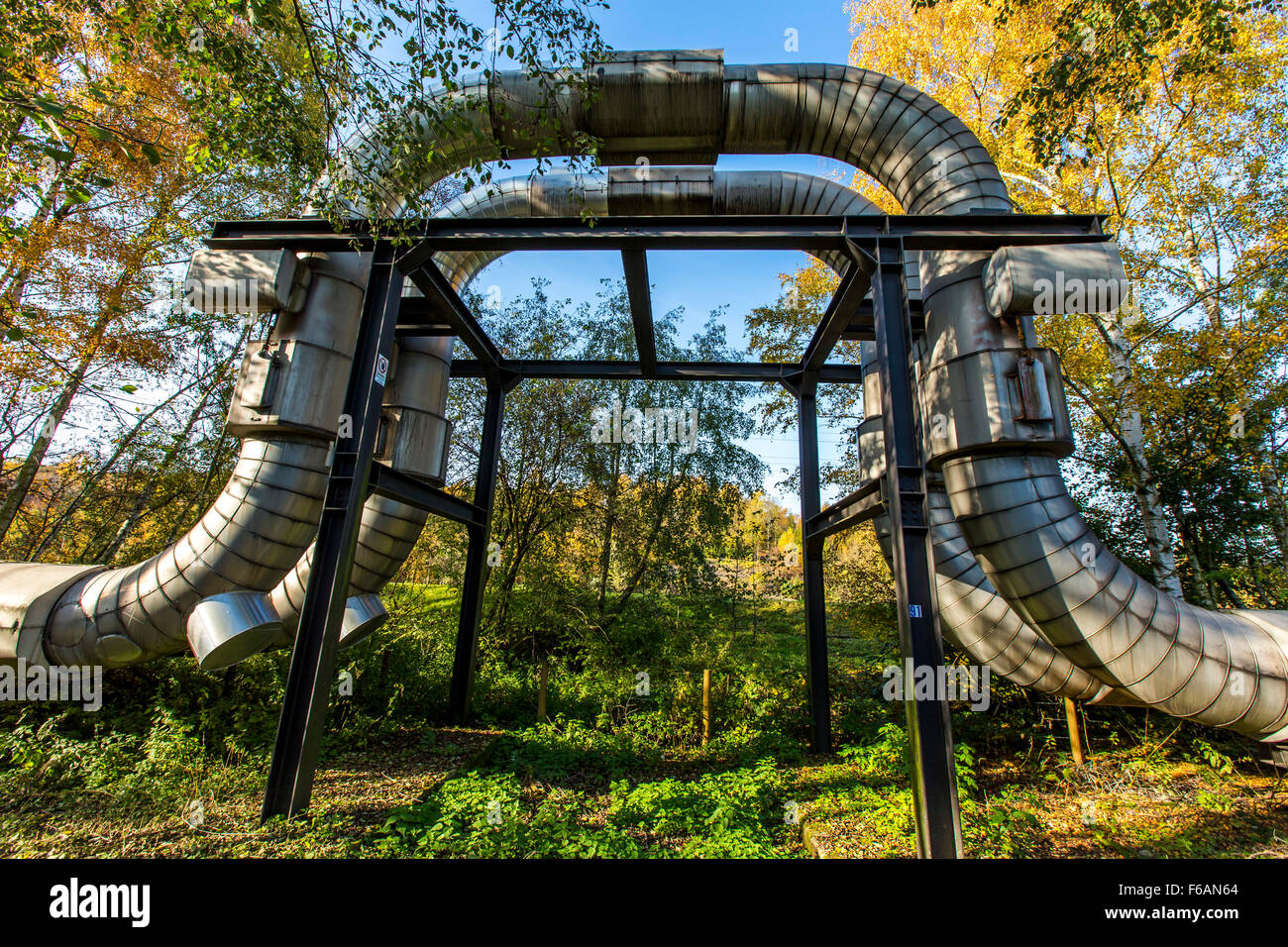 Il teleriscaldamento tubo, azionato da STEAG, a Gelsenkirchen, Espansione loop, Foto Stock