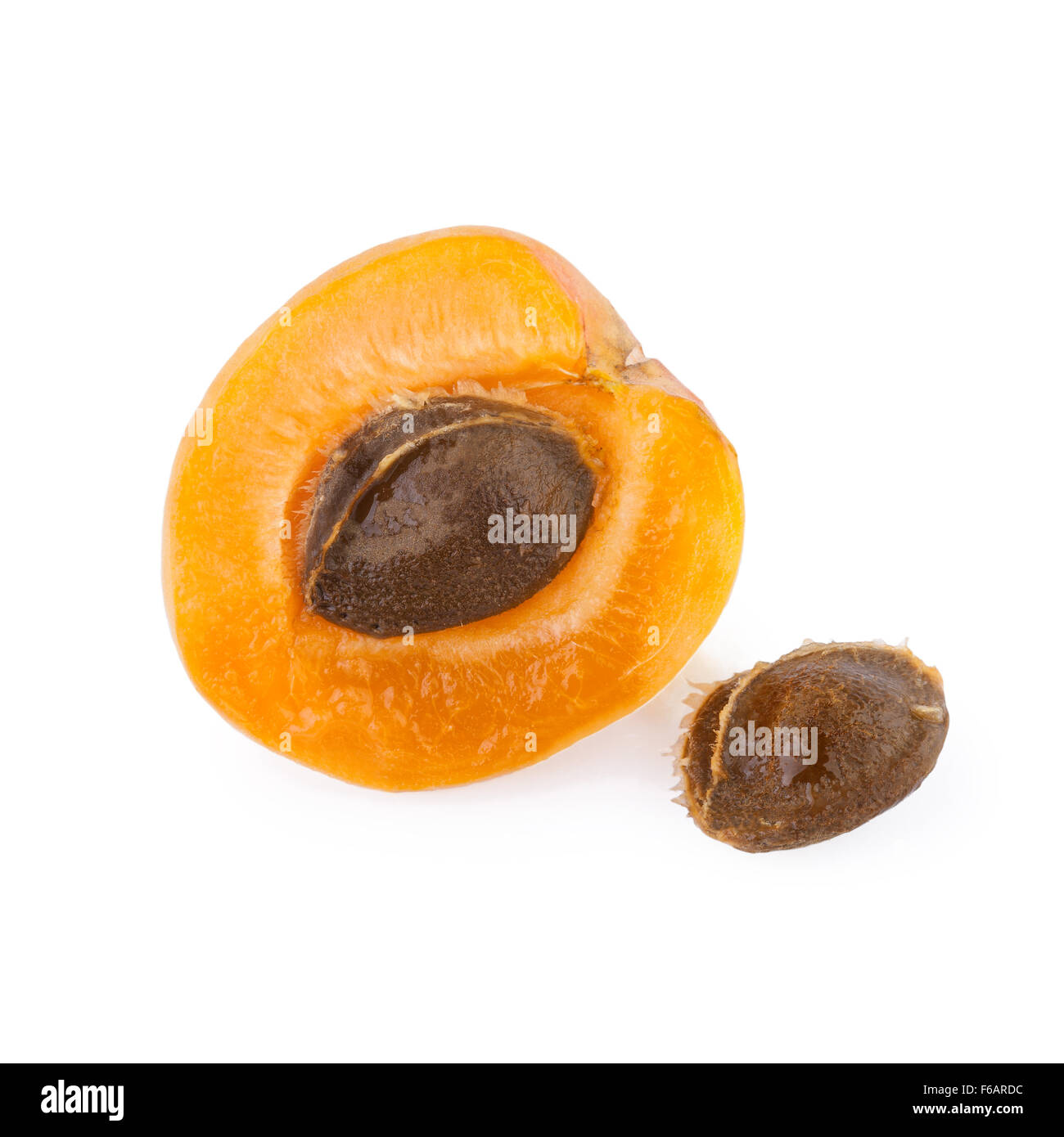 Metà di albicocca e frutti Core Foto Stock