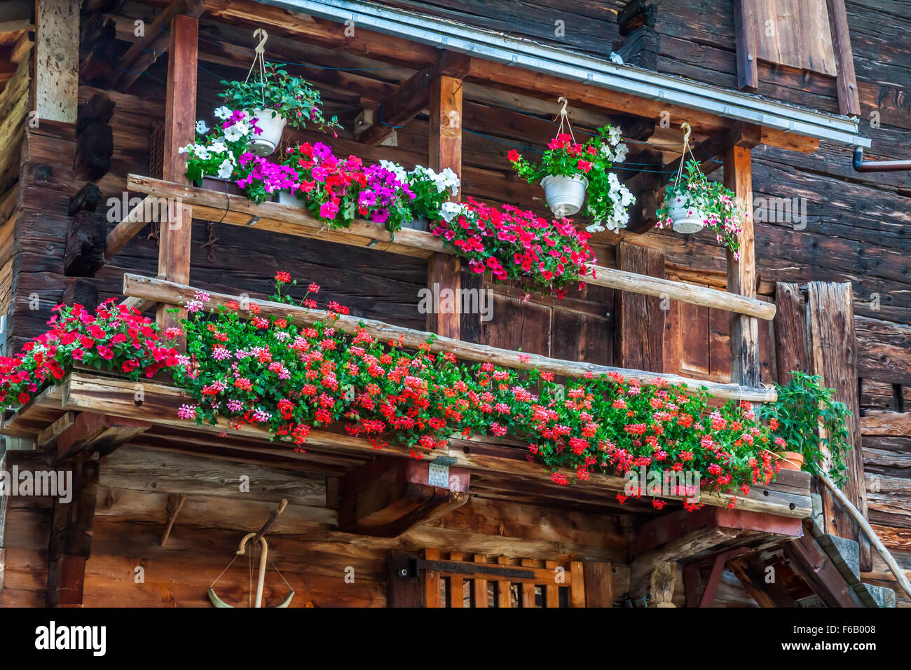 Case di legno in Fiesch - Svizzera Foto Stock