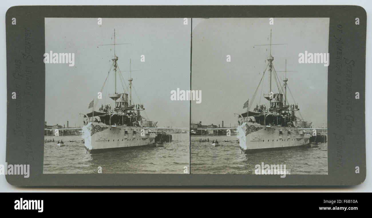 La USS Texas (BB-35) è una corazzata della US Navy in pensione che servì dal 1914 al 1948. È notevole per essere uno degli ultimi nel suo genere e ora serve come nave museo in Texas, offrendo ai visitatori una panoramica sulla guerra navale e la storia militare dei primi anni del XX secolo. Foto Stock