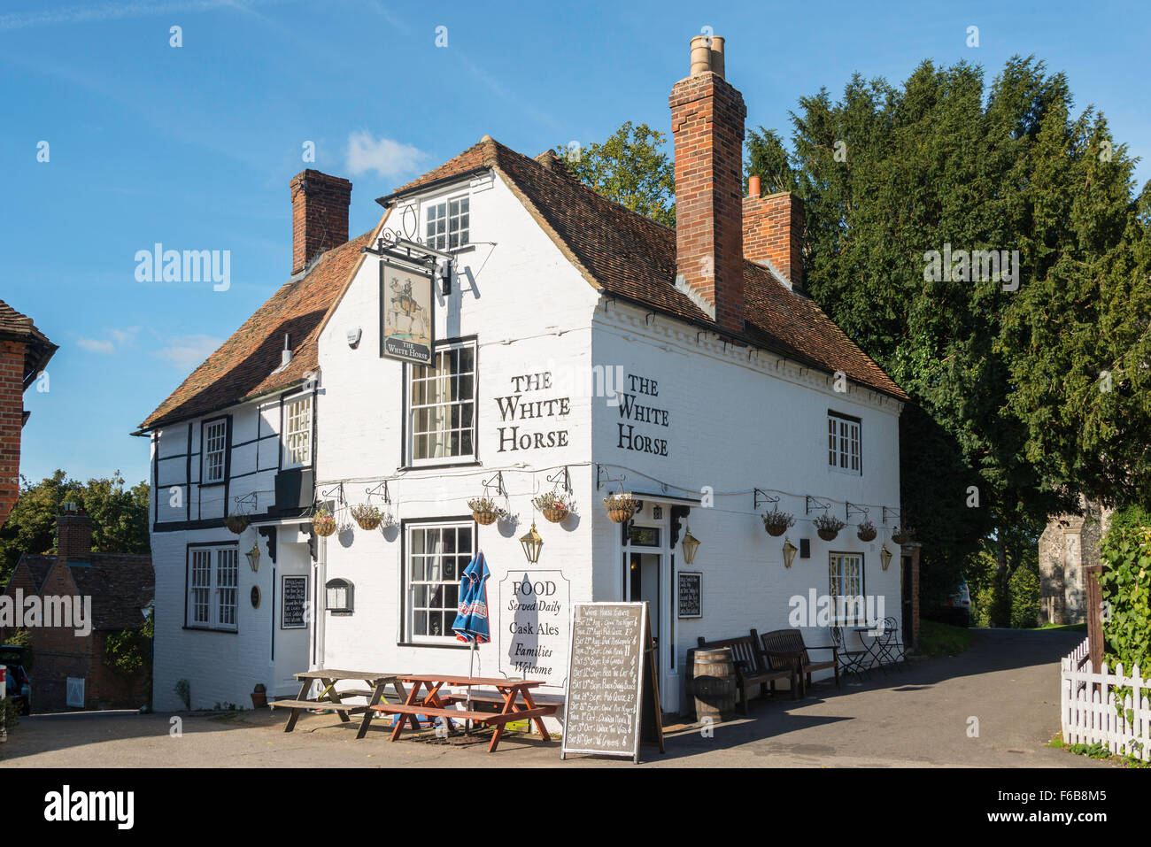 Il White Horse Inn, Chilham Square, Chilham, Kent, England, Regno Unito Foto Stock