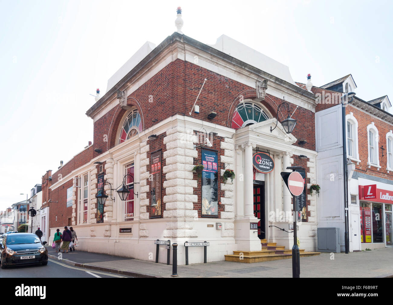 Il ristorante dell'ozono, Victoria Road, Aldershot, Hampshire, Inghilterra, Regno Unito Foto Stock