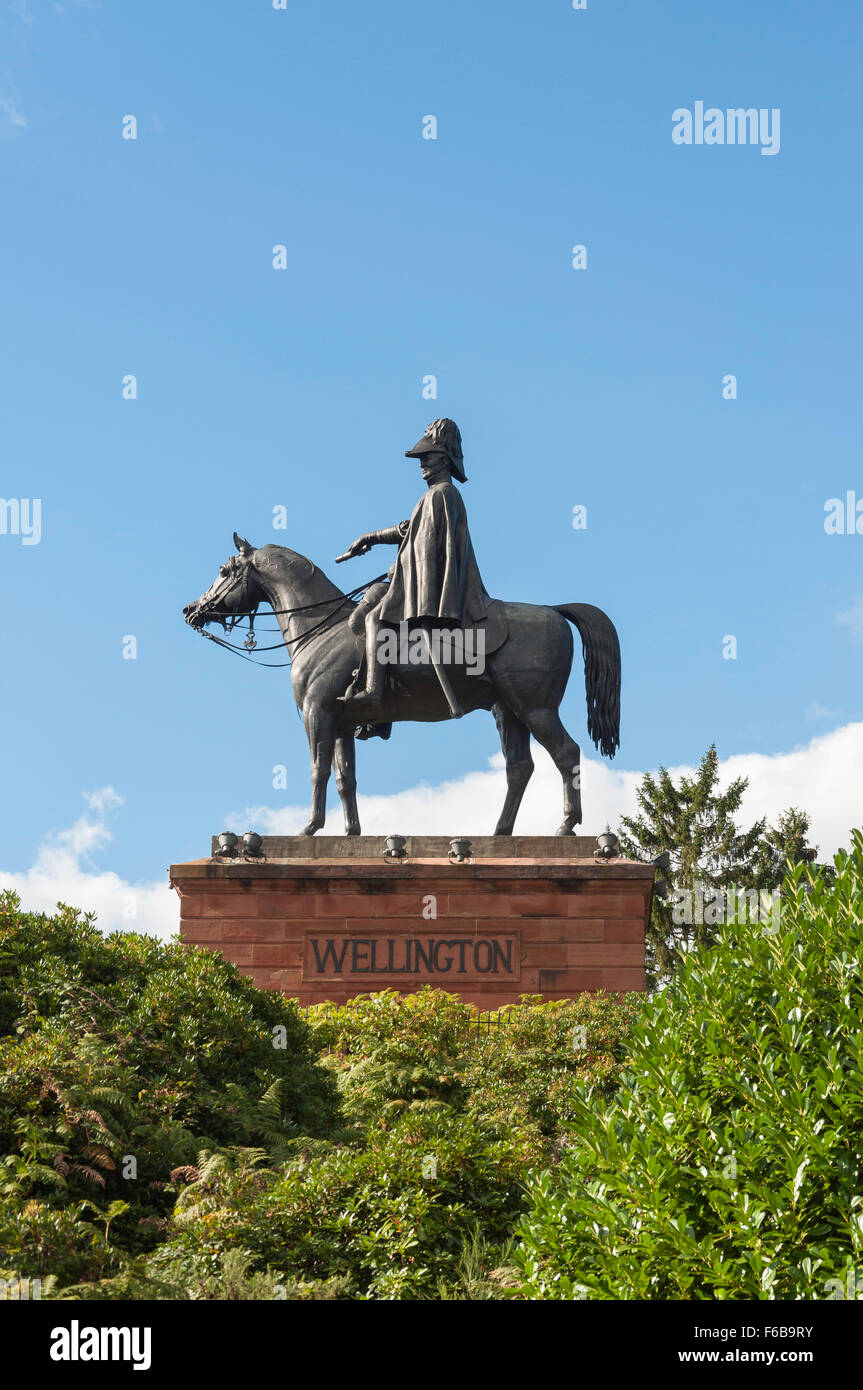 Il monumento di Wellington, Round Hill, Aldershot, Hampshire, Inghilterra, Regno Unito Foto Stock