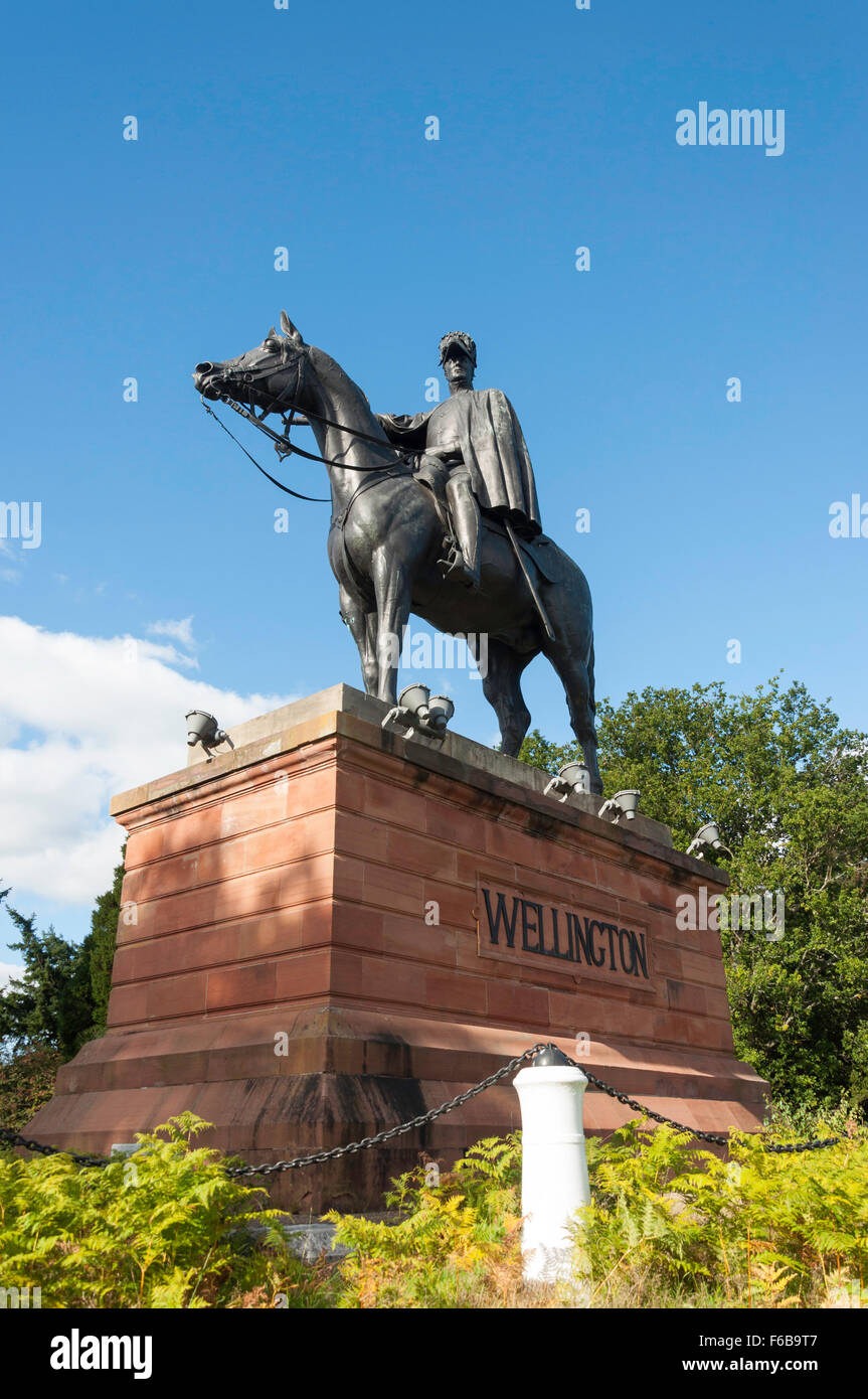 Il monumento di Wellington, Round Hill, Aldershot, Hampshire, Inghilterra, Regno Unito Foto Stock