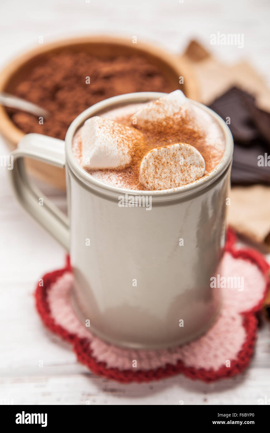 Bevanda di cacao con marshmallow Foto Stock