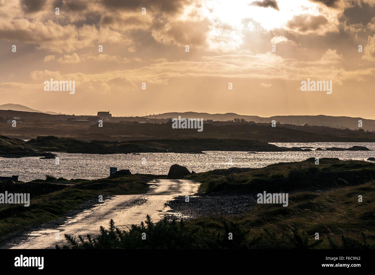 Wild Atlantic modo l'oceano da Cruit Island, County Donegal, Irlanda Foto Stock
