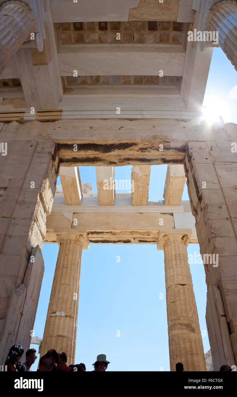 Dettaglio dell'Propylaea in Acropolis. Atene, Grecia. Foto Stock