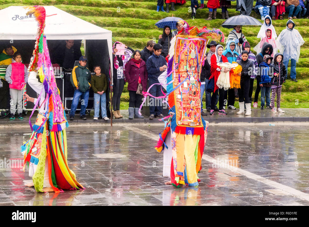 Ingapirca, Ecuador - 20 Giugno 2015: Inti Raymi Festival, il tempo della riunione con la famiglia, la Comunità e la madre terra Foto Stock