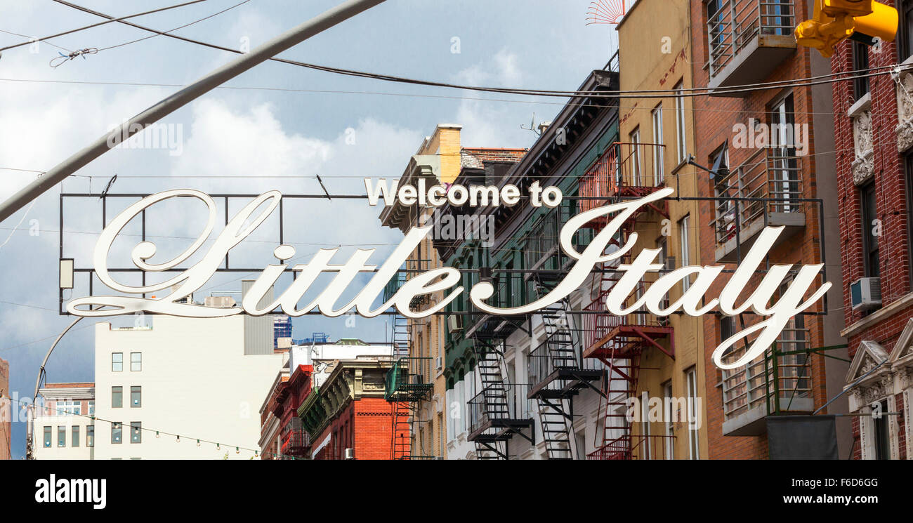 Benvenuti a Little Italy sign in Lower Manhattan. Little Italy è una comunità italiana in Manhattan. Foto Stock