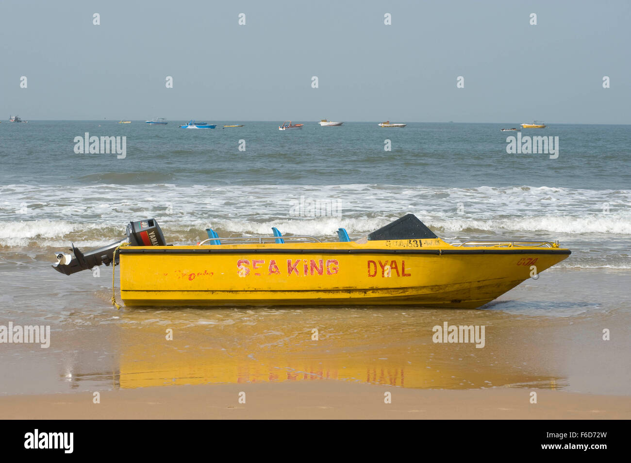 Lancio di imbarcazione per turisti, calangute beach, Goa, India, Asia Foto Stock