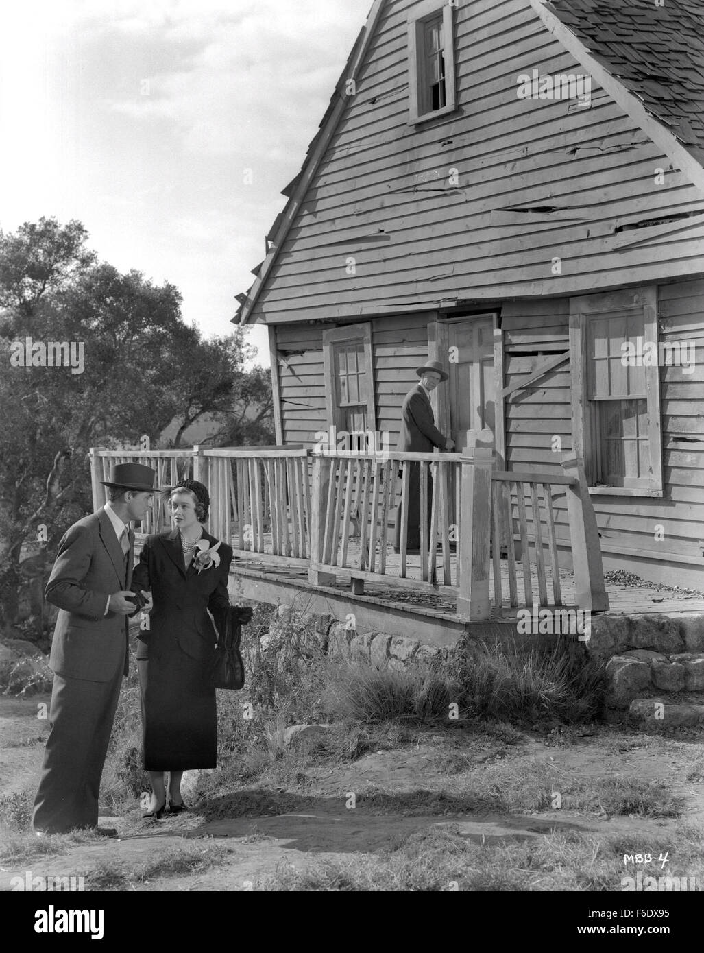 Data di rilascio: 1948. STUDIO: Warner Brothers. Trama: La Blandings vivere a New York in un piccolo appartamento. Essi decidono di muoversi verso il paese e trovare che l'acquisto e la costruzione e di vivere nella propria casa è più facile a dirsi che a farsi. Nella foto: Cary Grant. Foto Stock