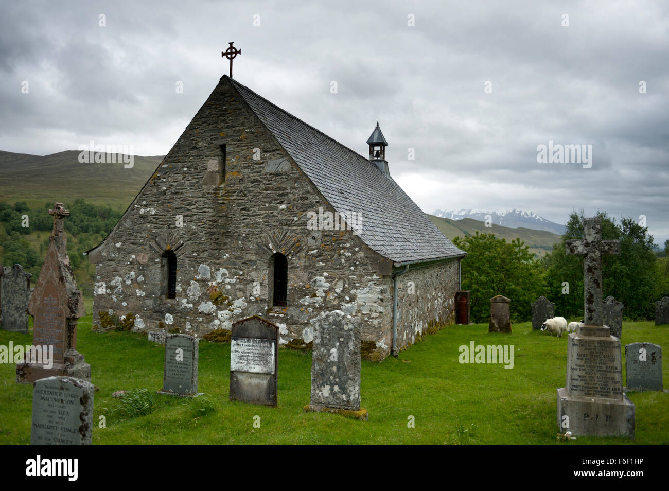 Xv secolo Cille Choirille che si erge sopra Glen Spean. Un sito sacro fin dal VI secolo in un ambiente pittoresco. Foto Stock