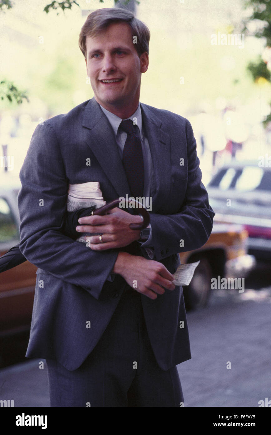 Data di rilascio: novembre 7, 1986 il titolo del filmato: Qualcosa di Wild direttore: Jonathan Demme STUDIO: Religiosa Primitiva Trama: un libero-spirited donna ''rapisce'' un ragazzo per un fine settimana di avventura. Ma il divertimento prende rapidamente una svolta pericolosa quando il suo ex-marito trusty mostra fino nella foto: Jeff Daniels come Charles Driggs (credito Immagine: c Orion Immagini/Foto Intrattenimento) Foto Stock