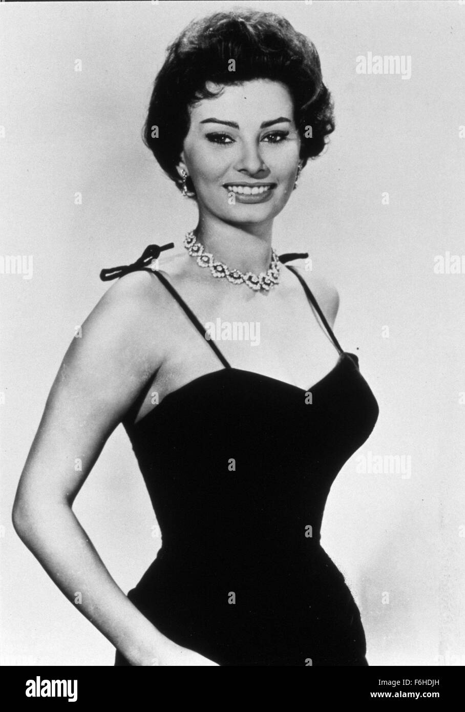 1958, il titolo del film: chiave, Direttore: Carol Reed, Studio: Columbia, nella foto: SOPHIA LOREN. (Credito Immagine: SNAP) Foto Stock