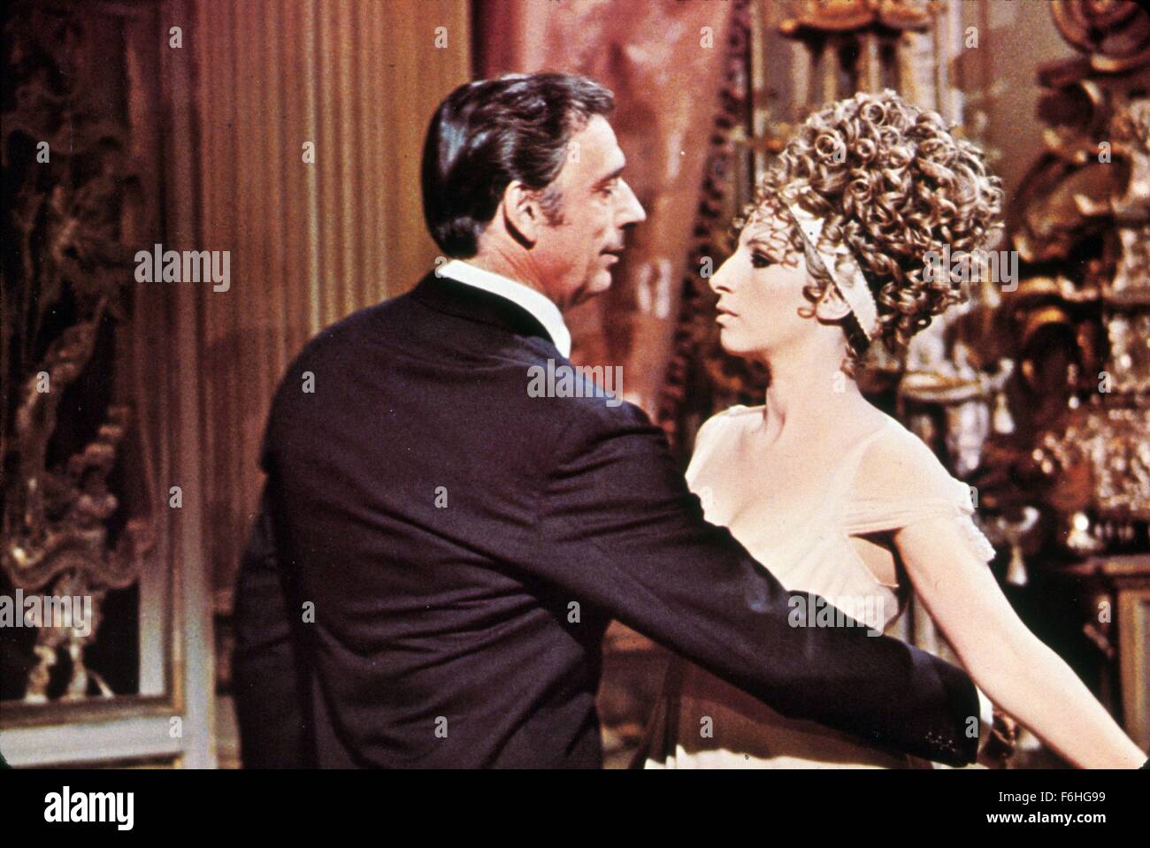 1970, il titolo del film: in una giornata limpida si può vedere per sempre, Direttore: Vincente Minnelli, Studio: MGM, nella foto: Vincente Minnelli, Yves Montand. (Credito Immagine: SNAP) Foto Stock