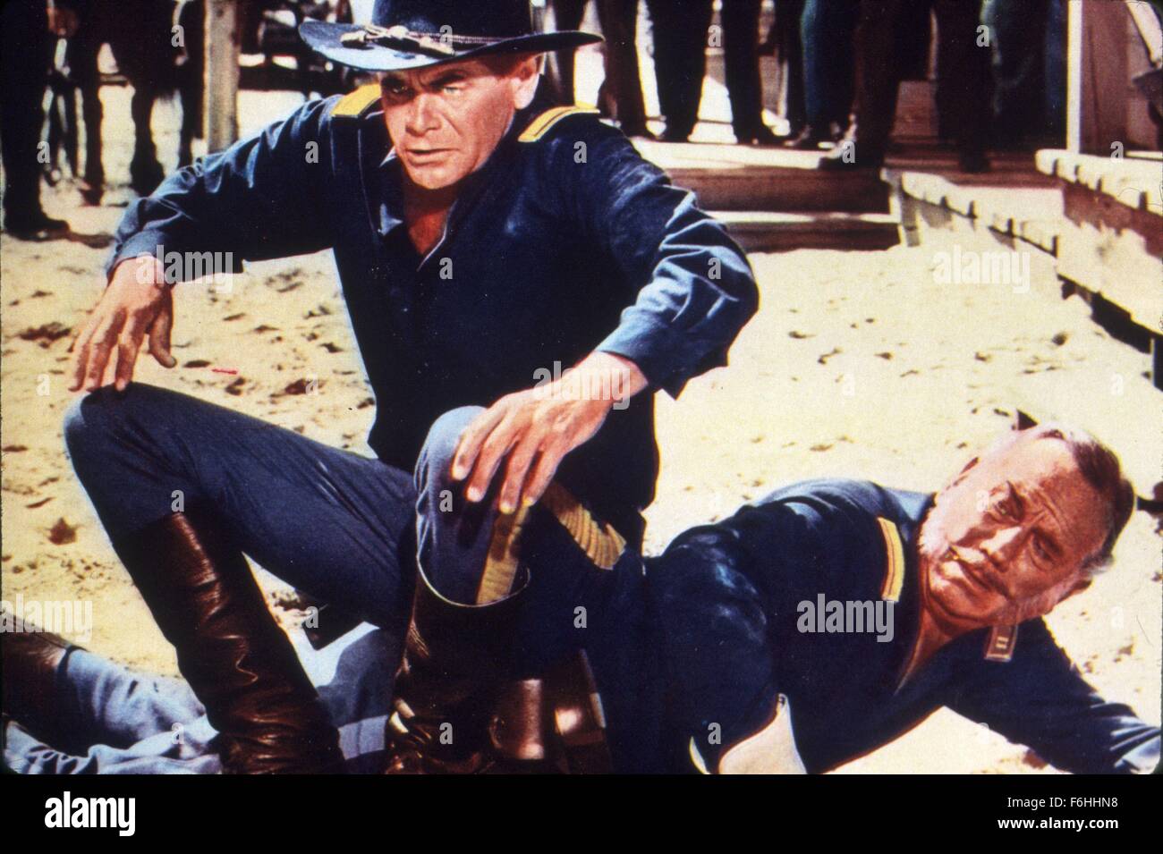 1964, il titolo del film: PASSATE ALLA PARTE POSTERIORE, Direttore: GEORGE MARSHALL, nella foto: MELVYN DOUGLAS, Glenn Ford. (Credito Immagine: SNAP) Foto Stock