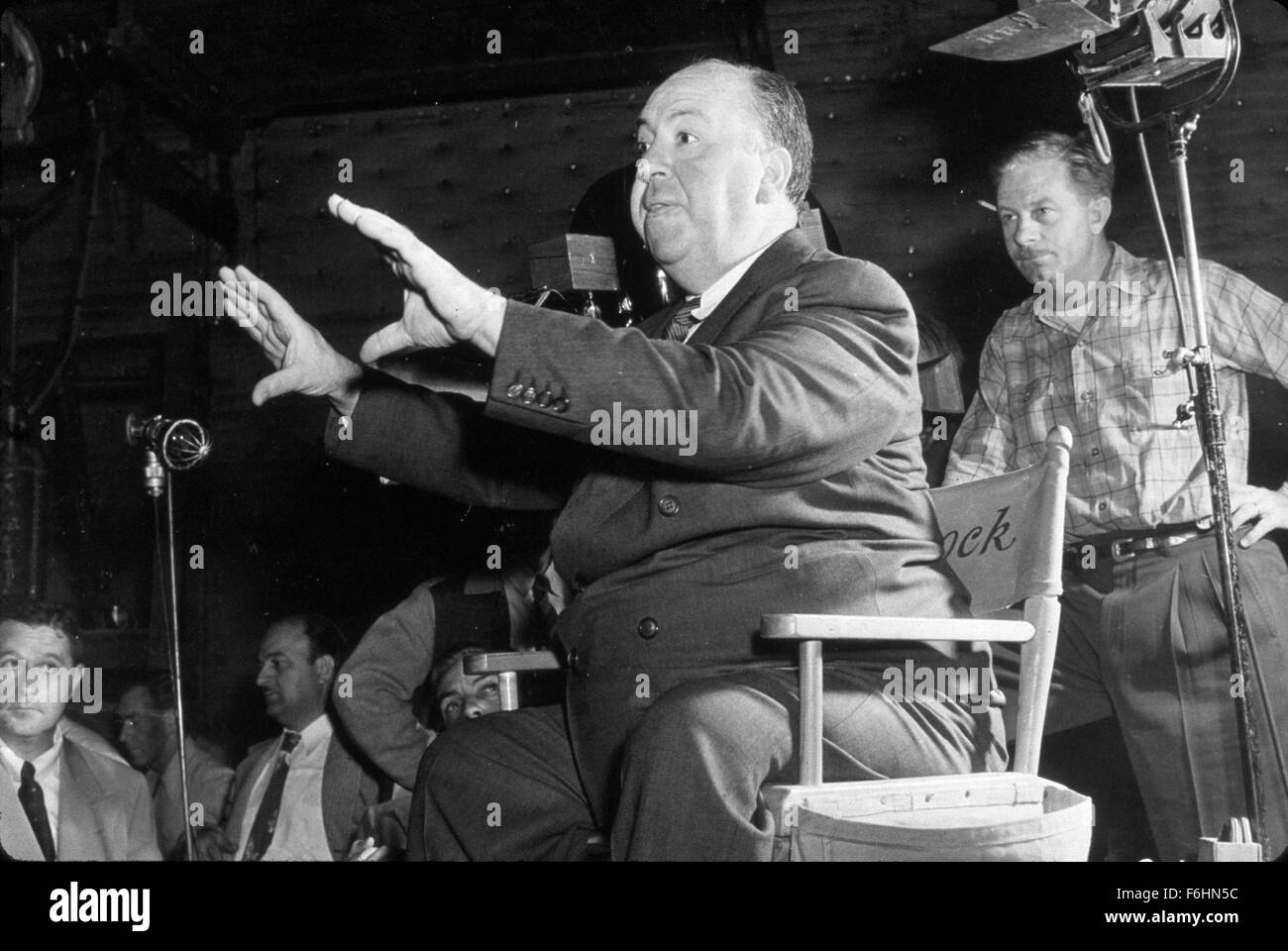 1946, il titolo del film: famigerato, Direttore: Alfred Hitchcock, Studio: RKO, nella foto: dietro le quinte. (Credito Immagine: SNAP) Foto Stock