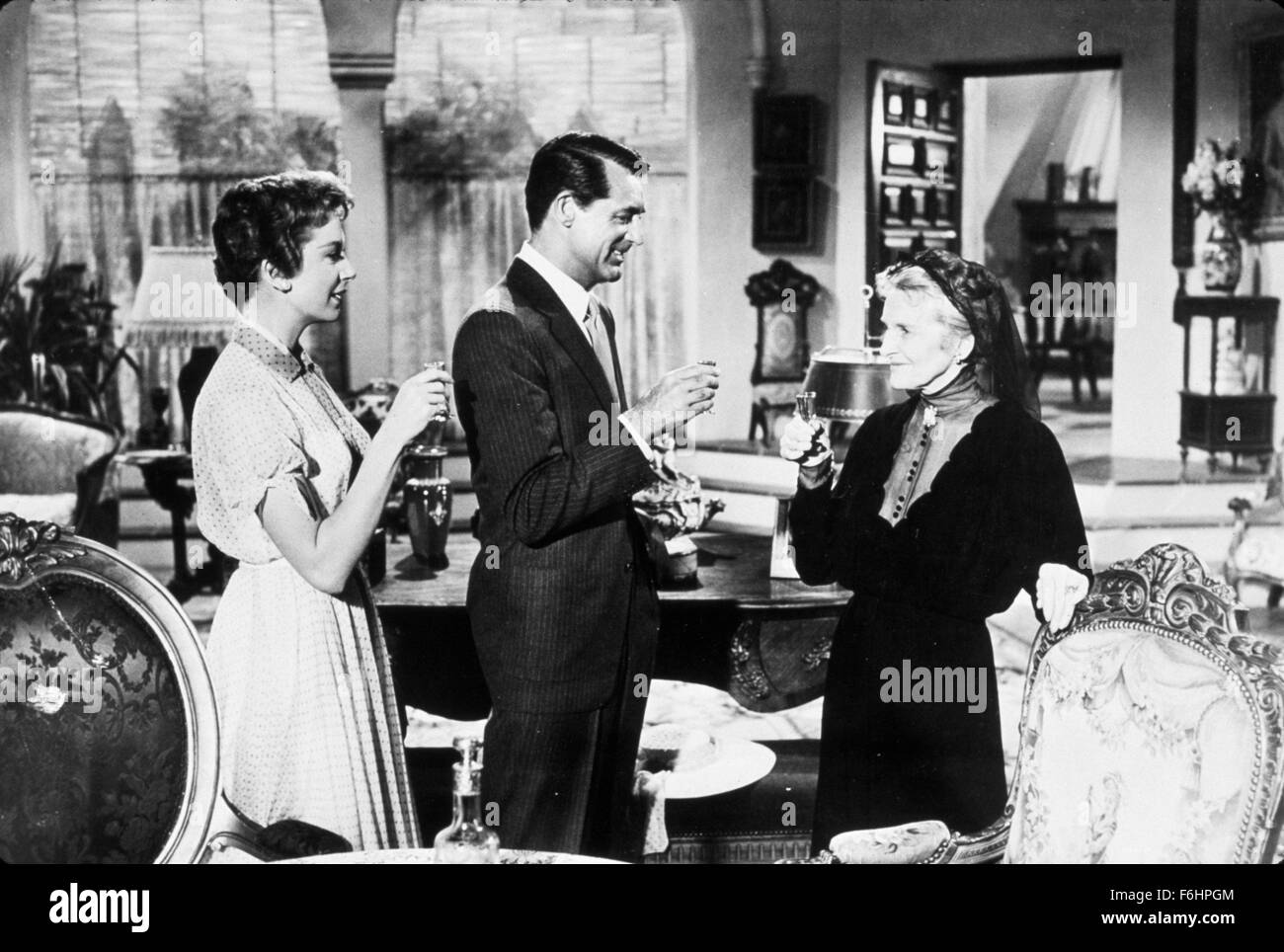 1957, il titolo del film: la vicenda a ricordare, Direttore: LEO McCAREY, Studio: volpe, nella foto: Cary Grant, Deborah Kerr, SUOCERA CATHLEEN NESBITT. (Credito Immagine: SNAP) Foto Stock