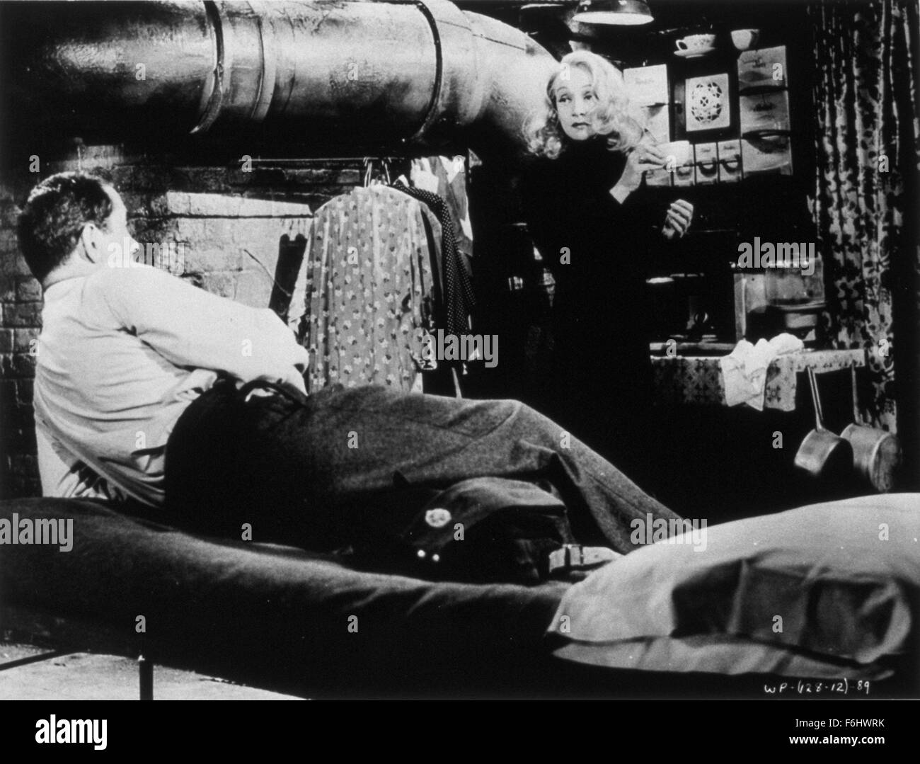 1958, il titolo del film: testimone dell'accusa, Direttore: Billy Wilder, Studio: UA, nella foto: Marlene Dietrich, Tyrone Power. (Credito Immagine: SNAP) Foto Stock
