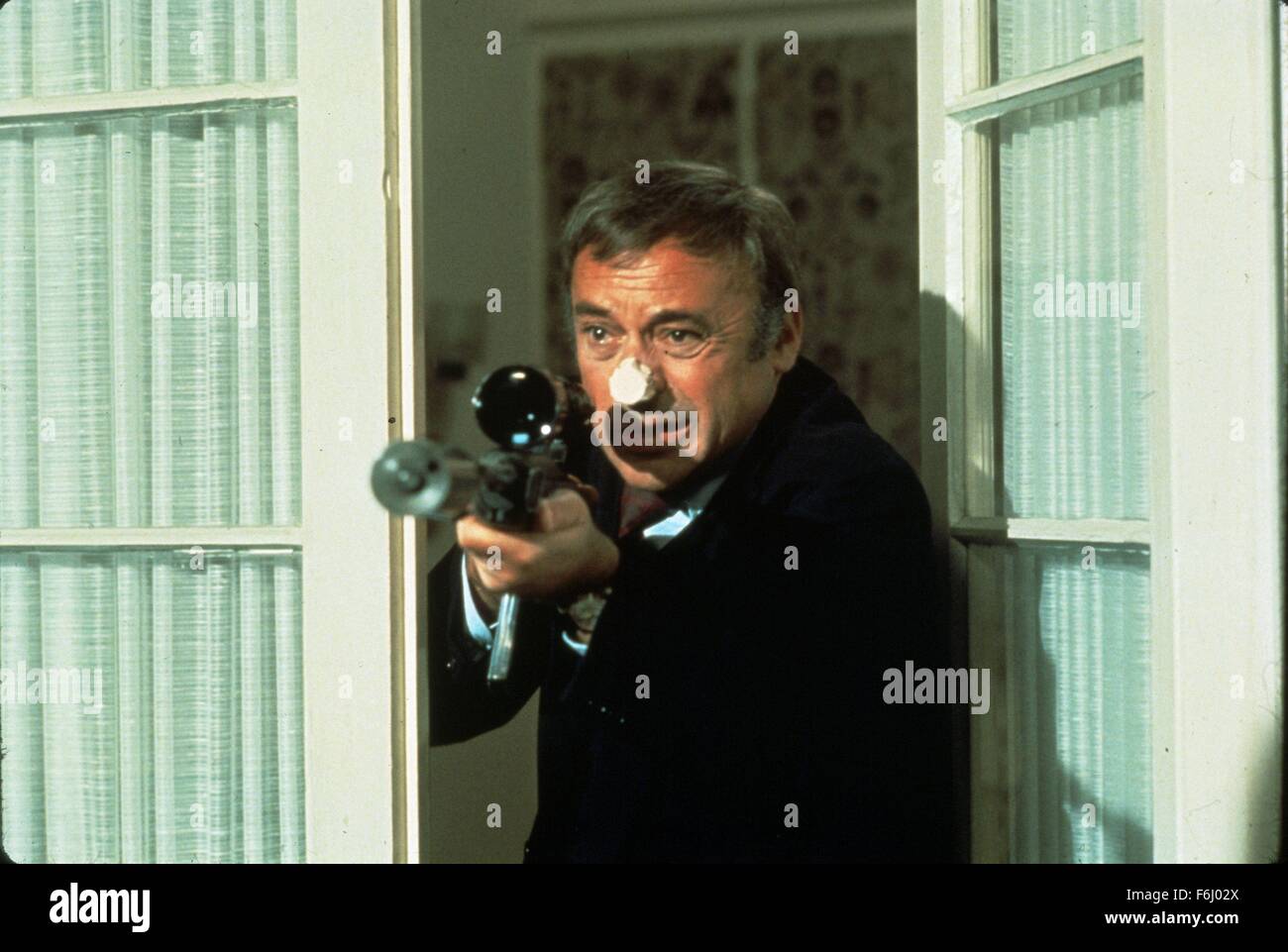 1975, il titolo del film: il ritorno della pantera rosa, Direttore: Blake Edwards, Studio: UA, nella foto: Blake Edwards, HERBERT LOM. (Credito Immagine: SNAP) Foto Stock