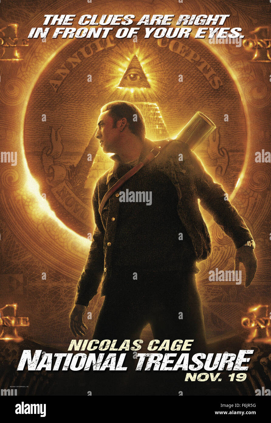 Data di rilascio: 19 novembre 2004. Il titolo del filmato: Tesoro nazionale. STUDIO: Walt Disney Pictures. Trama: Benjamin Franklin Gates discende da una famiglia di tesoro-asilo che abbiamo tutti cacciati per la stessa cosa: una guerra nascosta al torace dai padri fondatori dopo la guerra rivoluzionaria. Ben's vicino a scoprire la sua sorte, come è la sua concorrenza, ma l'FBI è anche hip per la caccia. Nella foto: . Foto Stock