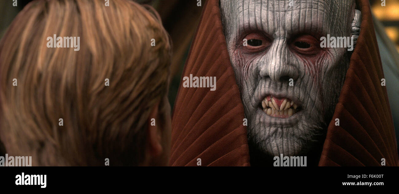 Data di rilascio: maggio 19, 2005. Il titolo del filmato: Star Wars: La vendetta dei Sith. STUDIO: Lucasfilm. Trama: Dopo tre anni di combattimenti in The Clone Wars Anakin Skywalker conclude il suo cammino verso il lato oscuro della Forza, mettendo la sua amicizia con Obi Wan Kenobi ed il suo matrimonio a rischio. Nella foto: . Foto Stock