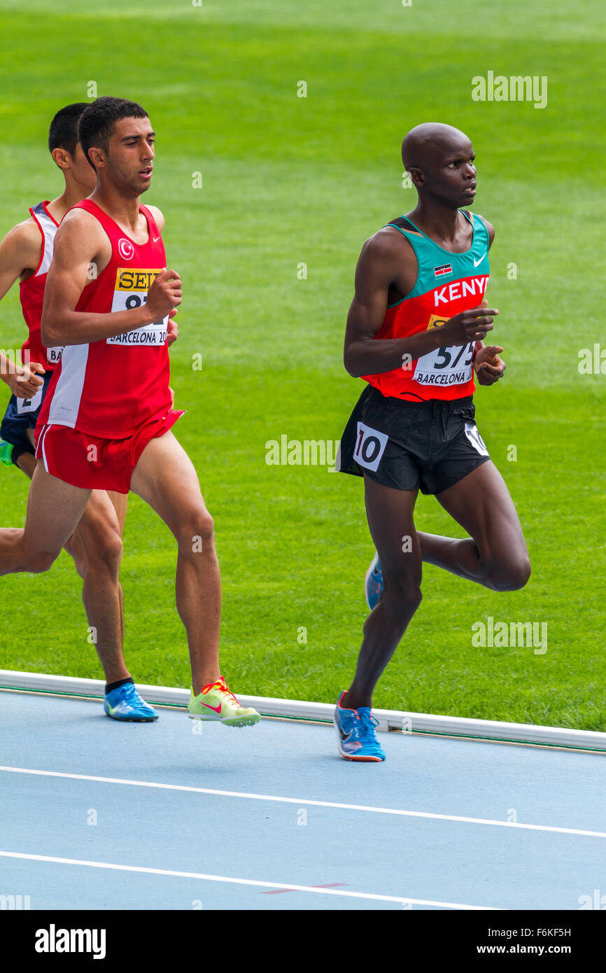 Hillary Cheruiyot Ngetich del Kenya nella mens 1500m durante la sessione mattutina del Giorno 1 dell'IAAF Junior World Championships Foto Stock
