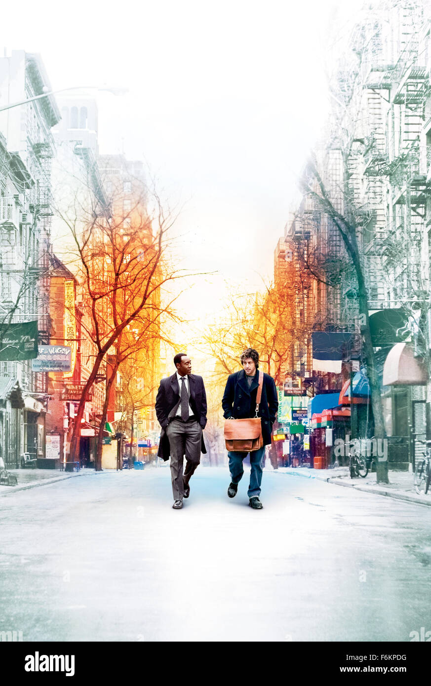 Data di rilascio: Marzo 23, 2007. STUDIOS: Sony Pictures/Columbia Pictures. Trama: un uomo (Sandler) che ha perso la sua famiglia nell'attacco dell'11 settembre su New York City corre nel suo vecchio collegio universitario (Cheadle). Riprendendo l'amicizia è una cosa che appare in grado di aiutare l'uomo a recuperare dal suo dolore. Nella foto: Don Cheadle come Alan Johnson e Adam Sandler come Charlie Fineman, Movie Art. Foto Stock