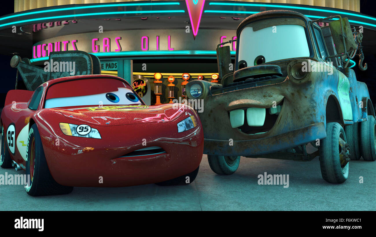 MATER E LA GHOSTLIGHT - Mater, il rusty carroattrezzi dalle automobili,  trascorre una giornata in Radiator Springs giocando scary scherzi sui suoi  colleghi concittadini. Quella notte a Flo's V8 CafZ, lo sceriffo