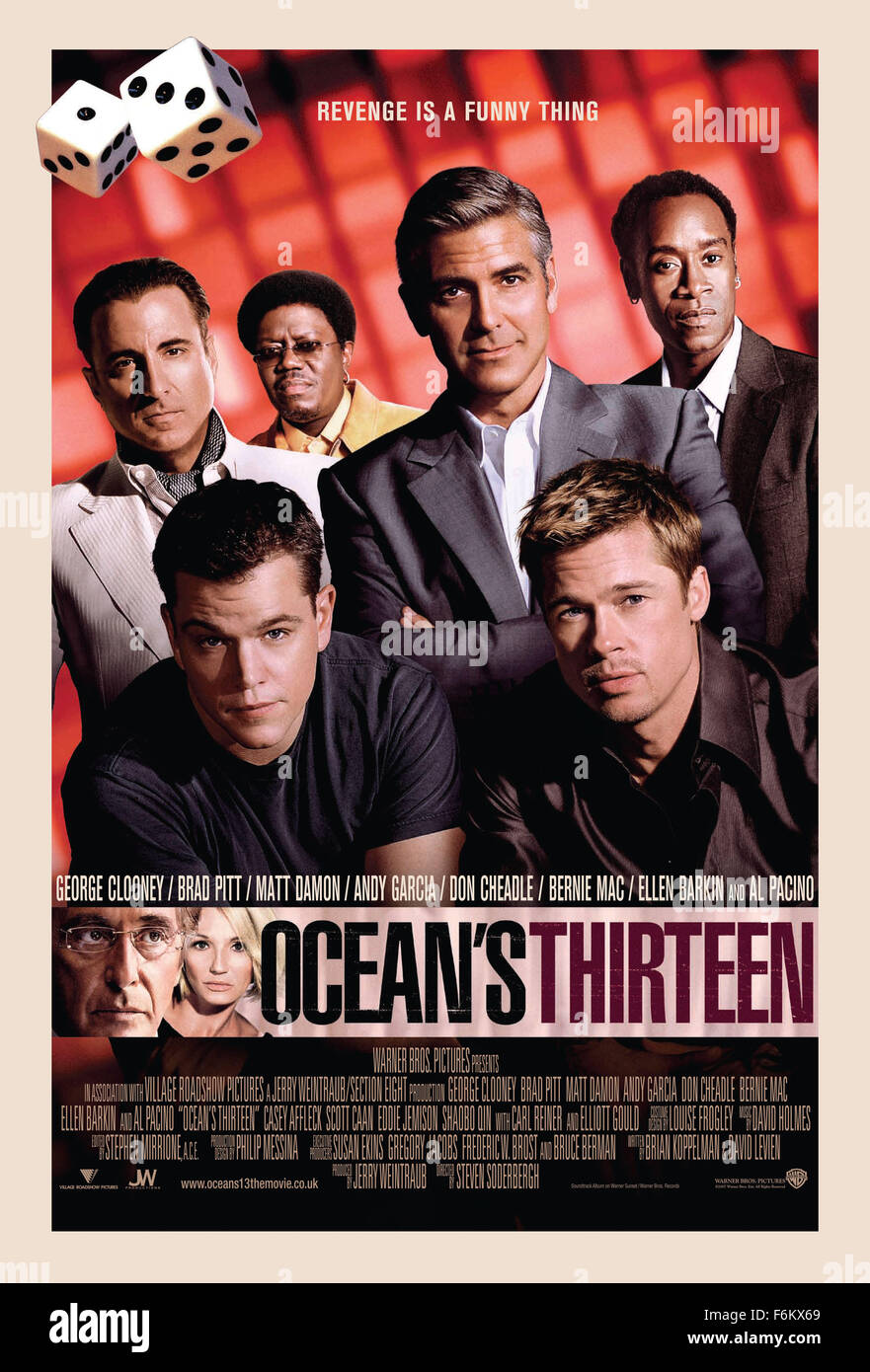 Data di rilascio: giugno 05, 2007. STUDIO: Fox. Trama: Danny Ocean squadra di criminali sono tornati e sono la composizione di un piano più personale che mai. Quando spietato proprietario del Casinò Willy Bank a doppio attraversa Reuben Tishkoff, provocando un attacco di cuore, Danny Ocean voti che lui e il suo team farà di tutto per portare Willy Bank e tutto ciò che egli ha verso il basso. Anche se si include il noleggio di aiuto da parte di uno dei propri nemici, Terry Benedict. Nella foto: Filmato Art. Foto Stock