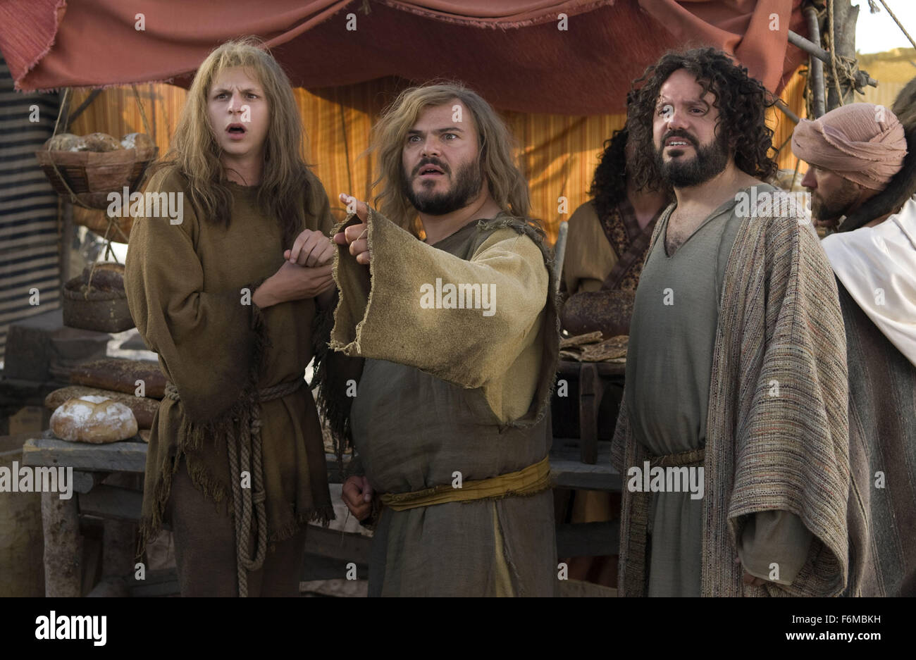 Data di rilascio: giugno 19, 2009. Il titolo del filmato: aka il primo anno. STUDIO: Columbia Pictures. Trama: quando una coppia di pigri cacciatori-raccoglitori (nero e Cera) sono banditi dal loro primitivo villaggio, si erano messi in un epico viaggio attraverso il mondo antico. Nella foto: Jack Black come Zed DAVID CROSS come Caino e Michael Cera come Oh. Foto Stock