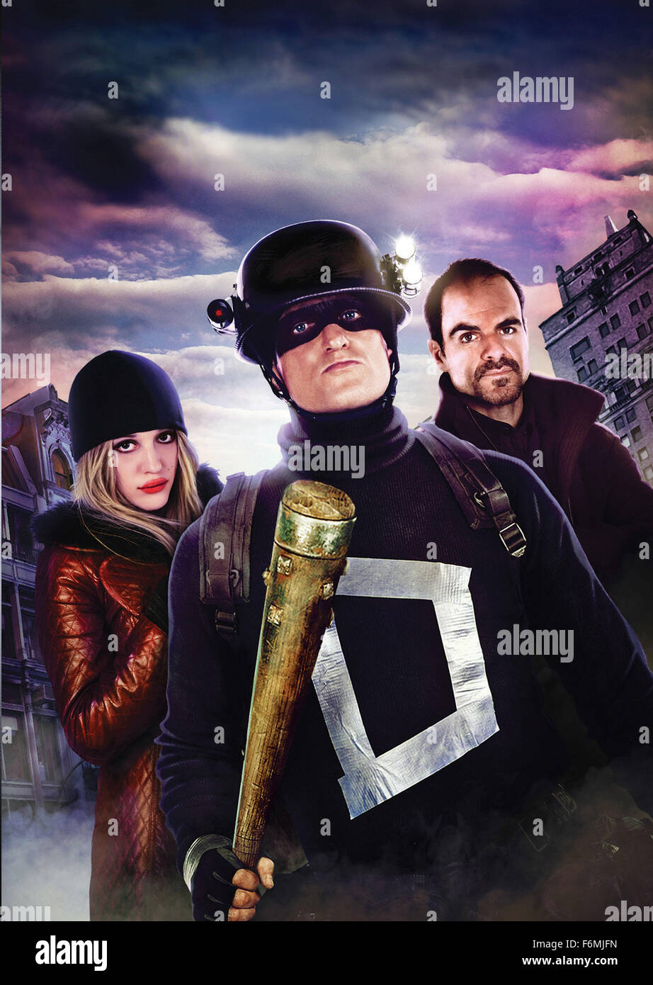 Data di rilascio: febbraio 26, 2010 Titolo: Defendor STUDIO: Darius Film Regista: Peter Stebbings Trama: Una commedia centrata attorno a tre caratteri: ogni giorno un ragazzo che arriva a credere che Lui è un supereroe, suo psichiatra, e l'adolescente egli befriends. Nella foto: Woody Harrelson come Arthur Poppington / Defendor, Michael Kelly come Paolo Carter e Kat Dennings come Kat Debrofkowitz (credito Immagine: c Dario film/Entertainment Immagini) Foto Stock