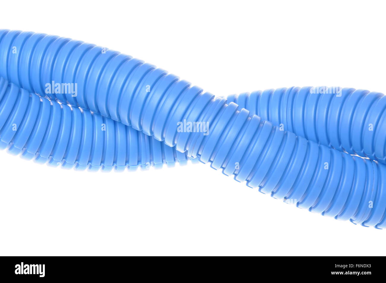 Blu in materiale plastico corrugato isolati su sfondo bianco Foto Stock