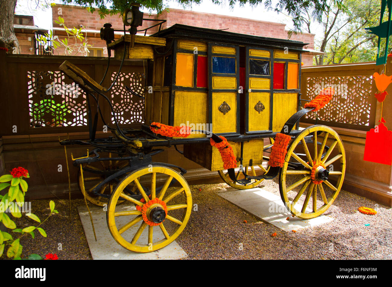 Antiche decorate cavallo carrello, Jodhpur, Rajasthan, India, Asia Foto Stock